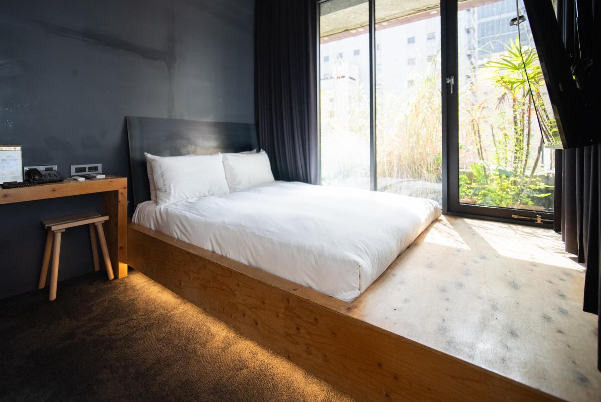 Sof Hotel Đài Trung Ngoại thất bức ảnh